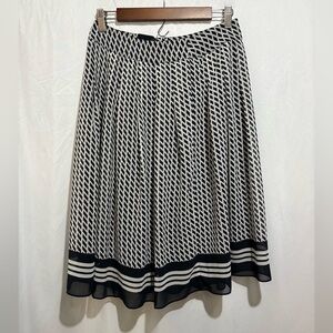 Talbots Pleated Navy Midi‎ Skirt Women's Sz 4